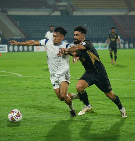 ISL: NorthEast United cruise to 4-1 victory over Kerala Blasters in Guwahati