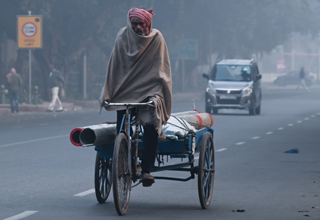 Delhi-NCR feels early winter chill, air quality likely to slip into poor category Delhi-NCR feels early winter chill, air quality likely to slip into poor category