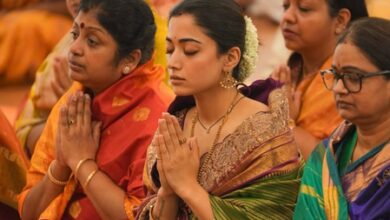 Rashmika Mandanna gets closer to Vijay Deverakonda’s roots during Puttaparthi visit Rashmika Mandanna gets closer to Vijay Deverakonda’s roots during Puttaparthi visit