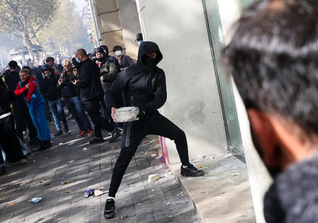 France violence: All gatherings, demonstrations banned in Marseille France violence: All gatherings, demonstrations banned in Marseille