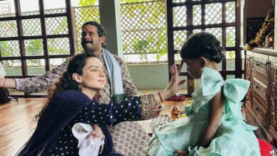 Kangana Ranaut performs Hawan, Kanya poojan on Mahanavratri: May Devi protect us Kangana Ranaut performs Hawan, Kanya poojan on Mahanavratri: May Devi protect us