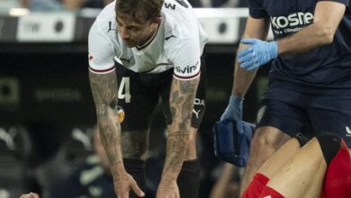 Football: Athletic Bilbao striker Guruzeta suffers serious knee injury Football: Athletic Bilbao striker Guruzeta suffers serious knee injury