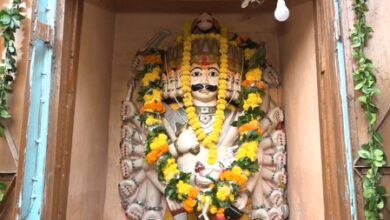 Kanpur temple opens once a year on Dussehra to worship Ravana Kanpur temple opens once a year on Dussehra to worship Ravana