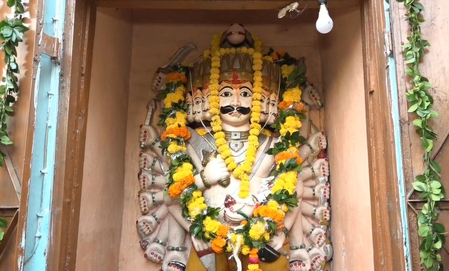 Kanpur temple opens once a year on Dussehra to worship Ravana Kanpur temple opens once a year on Dussehra to worship Ravana
