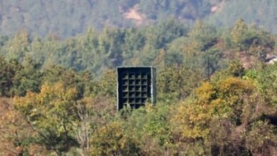 South Korea warns of ‘decisive retaliation’ as North Korea threatens to deploy strike assets to border South Korea warns of ‘decisive retaliation’ as North Korea threatens to deploy strike assets to border