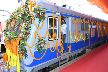 Chhattisgarh: Train reaches Raoghat for first time since Independence Chhattisgarh: Train reaches Raoghat for first time since Independence