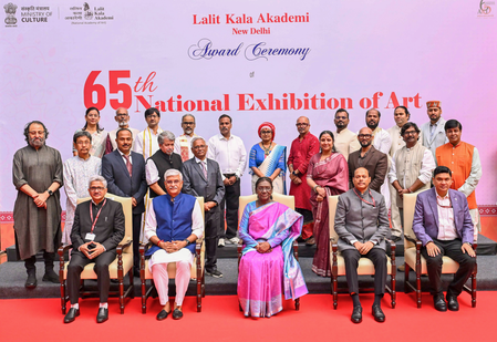 Prez Murmu presents Lalit Kala Akademi awards, calls for greater support to emerging artists