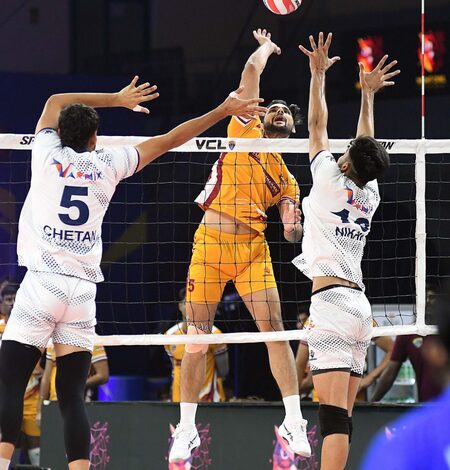 VCL: Emperia Marathas sweep Haryana Hurricanes to set up final against Delhi Dynamites VCL: Emperia Marathas sweep Haryana Hurricanes to set up final against Delhi Dynamites