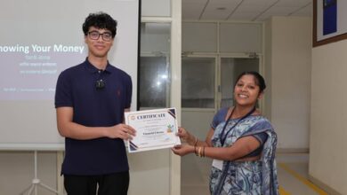 How a 17-year-old is bringing financial literacy to women in India