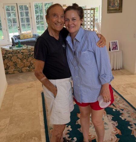 Alicia Silverstone celebrates father’s 93rd birthday, shares heartwarming moments with him Alicia Silverstone celebrates father’s 93rd birthday, shares heartwarming moments with him