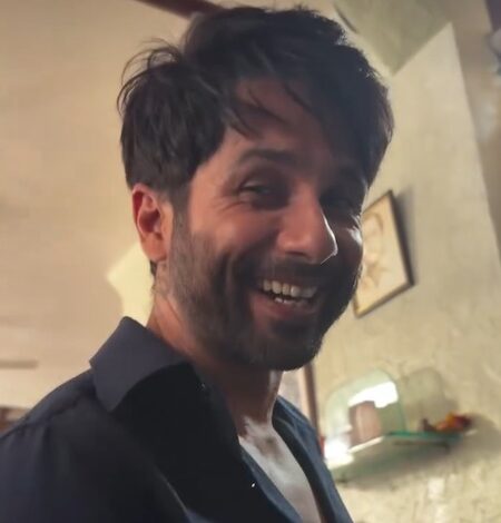 Shahid Kapoor ‘promptly breaks out of character’ after wrapping up ‘Farzi 2’ shoot