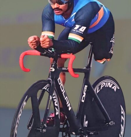 Asian Para Games: Cyclist Arshad, who fractured his leg, will undergo surgery, says chief team physician Asian Para Games: Cyclist Arshad, who fractured his leg, will undergo surgery, says chief team physician