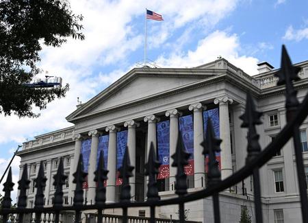 US proposes wider curbs on overseas tech bets