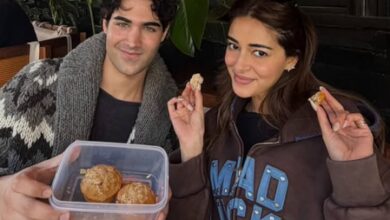 Ananya Panday enjoys muffins with Akshay Kumar’s son Aarav, shares picture from their outing Ananya Panday enjoys muffins with Akshay Kumar’s son Aarav, shares picture from their outing