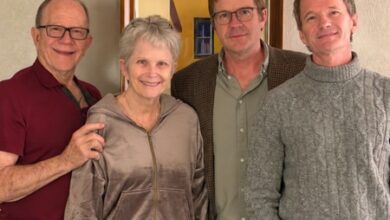 Neil Patrick Harris says he ‘won the Mom Lottery’ as mother Sheila turns 80