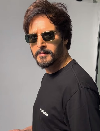 Jimmy Shergill says Daler Mehndi underwent an operation, calls making fun of his medical condition ‘not a good thing’ Jimmy Shergill says Daler Mehndi underwent an operation, calls making fun of his medical condition ‘not a good thing’