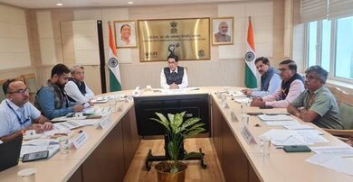 Environment Secretary Narendra Bhooshan reviews UP’s steps to curb air pollution in NCR Environment Secretary Narendra Bhooshan reviews UP’s steps to curb air pollution in NCR