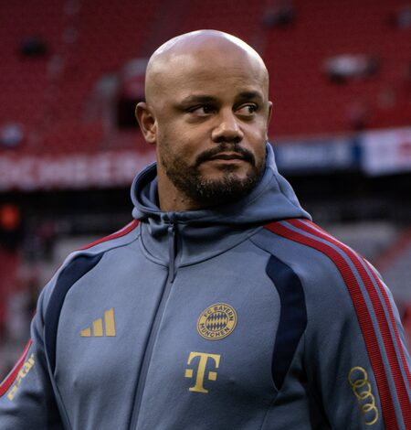Bayern Munich manager Vincent Kompany collapses after training session, taken to hospital