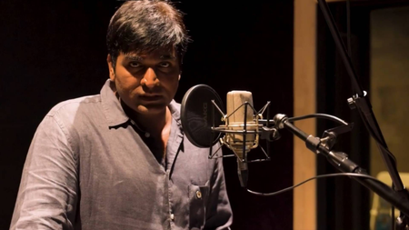 Vijay Sethupathi begins dubbing for Thiagarajan Kumararaja’s ‘Pocket Novel’ Vijay Sethupathi begins dubbing for Thiagarajan Kumararaja’s ‘Pocket Novel’