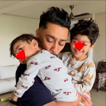 Gauahar Khan wishes ‘bestest year’ & an amazing life for husband Zaid Darbar Gauahar Khan wishes ‘bestest year’ & an amazing life for husband Zaid Darbar