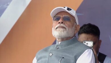 PM Modi witnesses IAF’s air show, inaugurates garment facility in Varanasi (Lead) PM Modi witnesses IAF’s air show, inaugurates garment facility in Varanasi (Lead)