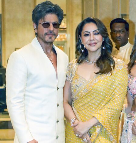 When Shah Rukh Khan admitted that he was extremely possessive of wife Gauri Khan When Shah Rukh Khan admitted that he was extremely possessive of wife Gauri Khan