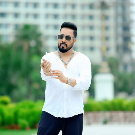 Subodh Uniyal apologises to Daler Mehndi, Mika Singh says, ‘Hope we can put this behind us’