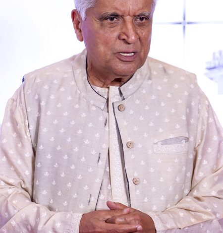 Javed Akhtar gets corrected by social media users for calling Rashmika Mandanna a Tamil Javed Akhtar gets corrected by social media users for calling Rashmika Mandanna a Tamil