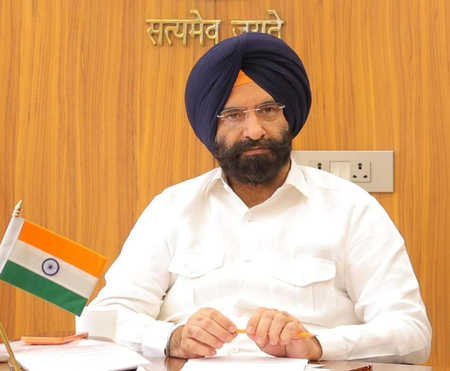 Air pollution: Delhi minister Sirsa chalks out plan with NCR districts’ traffic cops