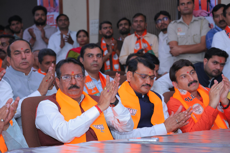 Delhi CM, city BJP chief join workers in listening to ‘Mann Ki Baat’ at over 6,700 booths Delhi CM, city BJP chief join workers in listening to ‘Mann Ki Baat’ at over 6,700 booths