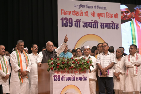‘Politics at its lowest’: Gujarat leaders target Congress over Kharge’s objectionable remark on PM’s father