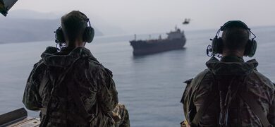CENTCOM commander visits Strait of Hormuz, says transit routes ‘free and clear’ of Iranian mines