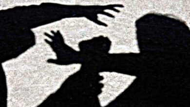 Pune man held for molesting 18-year-old woman; thrashed by locals Pune man held for molesting 18-year-old woman; thrashed by locals