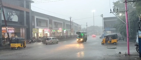Cyclone Arnab: Warning signal no 2 at nine ports in Tamil Nadu, Puducherry Cyclone Arnab: Warning signal no 2 at nine ports in Tamil Nadu, Puducherry