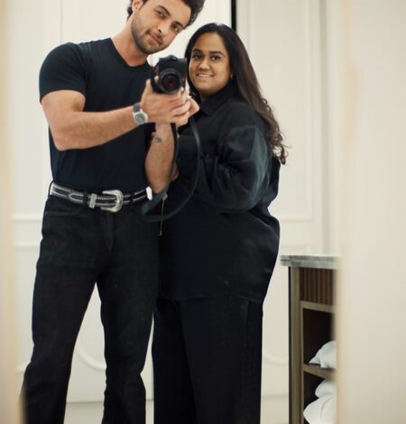 Arpita Sharma shares candid moments of Aayush Sharma with their kids on his birthday Arpita Sharma shares candid moments of Aayush Sharma with their kids on his birthday