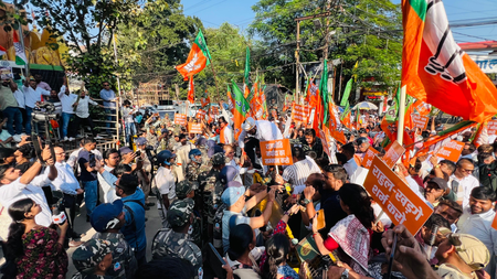 BJP protests outside Congress office in Ranchi over Kharge’s remark on PM Modi BJP protests outside Congress office in Ranchi over Kharge’s remark on PM Modi