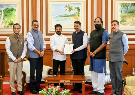 Maha CM assures cooperation with Telangana on Thummidihetty project Maha CM assures cooperation with Telangana on Thummidihetty project
