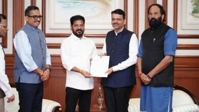 Maharashtra CM agrees to consider Telangana’s request on Tummidihatti Barrage