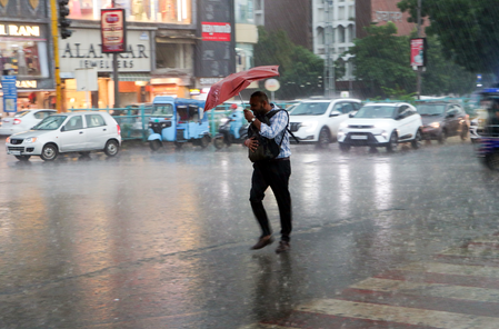 MP: Heavy to very heavy rain likely over next five days; IMD issues warning MP: Heavy to very heavy rain likely over next five days; IMD issues warning