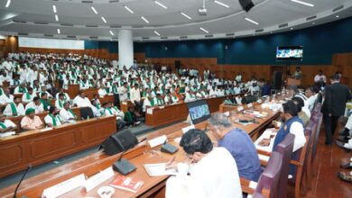 K’taka govt holds talks with sugarcane factory owners & growers; CM appeals to farmers to allow cane crushing K’taka govt holds talks with sugarcane factory owners & growers; CM appeals to farmers to allow cane crushing