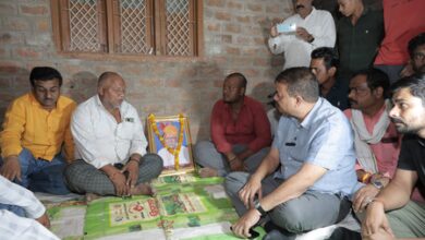 MP: Congress extends Rs 50,000 aid to kin of alleged spurious liquor victims in Dewas