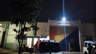 17 prisoners escape from Theni jail in TN after attacking guards; four recaptured 17 prisoners escape from Theni jail in TN after attacking guards; four recaptured