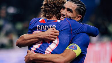 PSG beat Lyon to go top of Ligue 1 table PSG beat Lyon to go top of Ligue 1 table