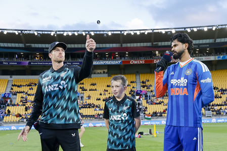 3rd T20I: Unchanged India opt to field as New Zealand make three changes