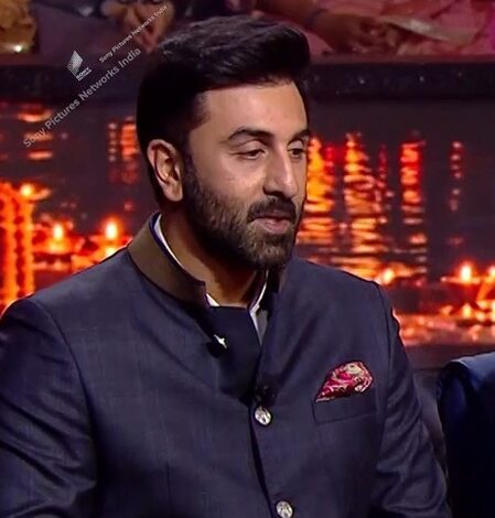 Ranbir Kapoor recalls Amitabh Bachchan’s ‘aura’ on ‘Ajooba’ sets, says he couldn’t look into eyes of Big B & Rishi Kapoor Ranbir Kapoor recalls Amitabh Bachchan’s ‘aura’ on ‘Ajooba’ sets, says he couldn’t look into eyes of Big B & Rishi Kapoor