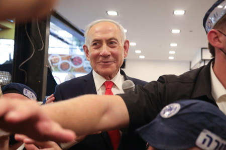 Israel election: Exit polls show no clear winner as Netanyahu and opposition fall short of majority Israel election: Exit polls show no clear winner as Netanyahu and opposition fall short of majority