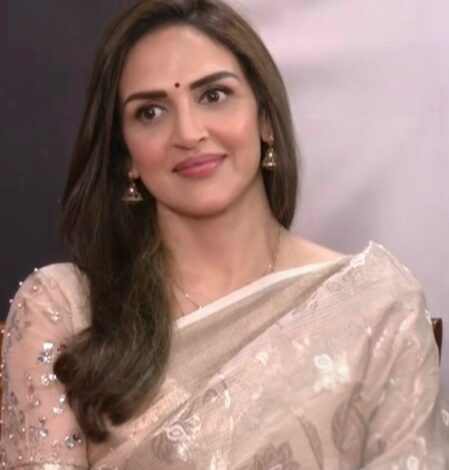 Esha Deol backs South Indian accents amid trolling, cites Sridevi, Hema Malini, Urmila Matondkar’s example Esha Deol backs South Indian accents amid trolling, cites Sridevi, Hema Malini, Urmila Matondkar’s example