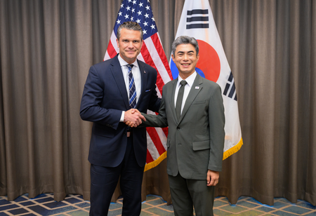 Defence chiefs of South Korea, US hold talks on OPCON transfer, alliance