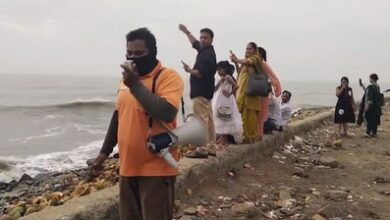 Heavy rain warning for south Bengal as cyclone Arnab disrupts air travel, several flights cancelled Heavy rain warning for south Bengal as cyclone Arnab disrupts air travel, several flights cancelled
