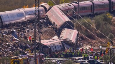 Spanish PM declares 3 days of national mourning after deadly train collision Spanish PM declares 3 days of national mourning after deadly train collision